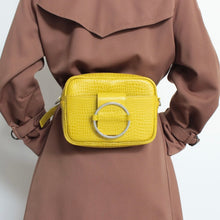 Cargar imagen en el visor de la galería, CANGURERA REGINA AMARILLO