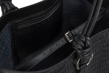 Cargar imagen en el visor de la galería, TOTE ISABELLA NEGRO