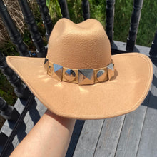 Cargar imagen en el visor de la galería, TEJANA COWBOY BEIGE ESTOPEROLES
