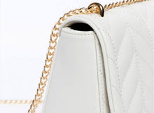 Cargar imagen en el visor de la galería, BOLSO ACOLCHADO BEIGE
