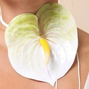 COLLAR ANTHURIUM BLANCO